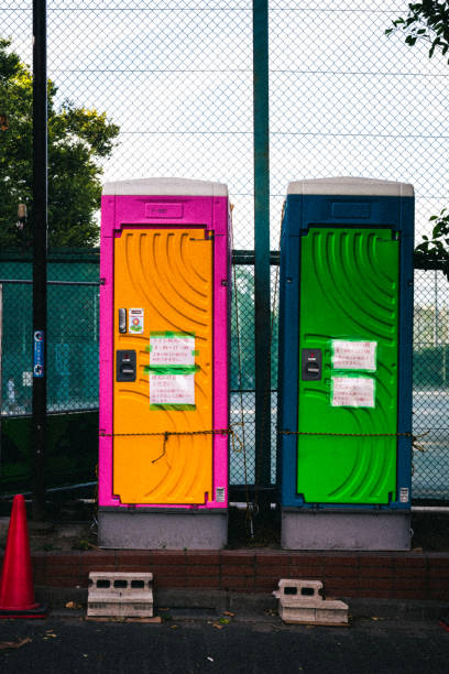 Best Portable toilet rental cost  in Shorewood Forest, IN